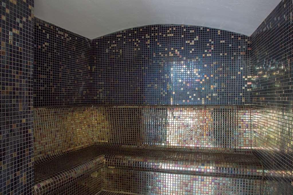 Clos De Vallombreuse, The Originals Relais Douarnenez Amenities photo